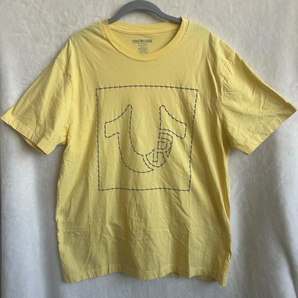 True Religion Yellow‎ 3D Puff Print Navy Horseshoe Box Logo Tee Men's 2XL